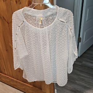 Chenault White Boxy Blouse with Peter Pan Collar